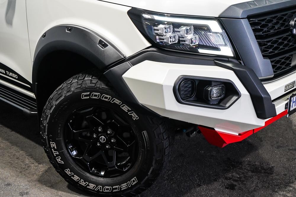 Nissan Navara image 2