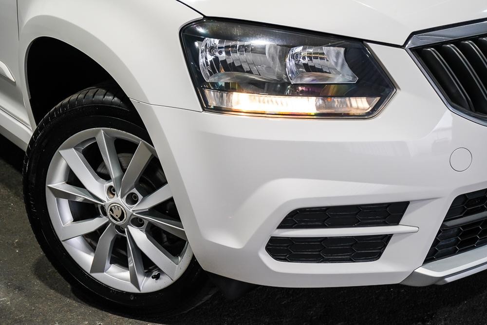 Skoda Yeti image 2