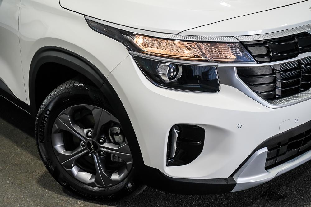 Kia Seltos image 2