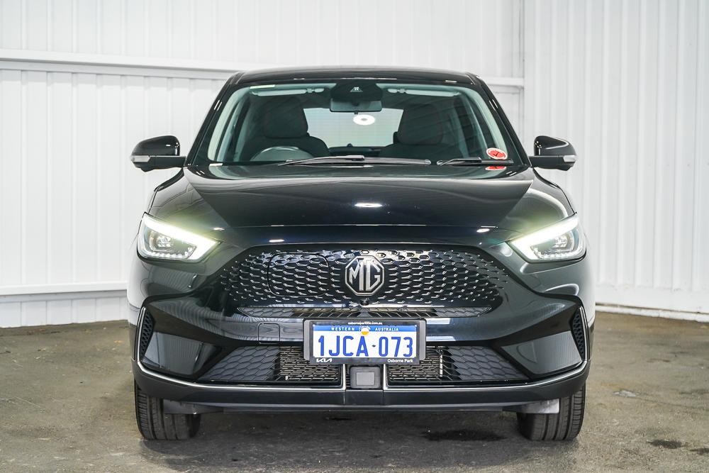 MG Zs Ev image 3
