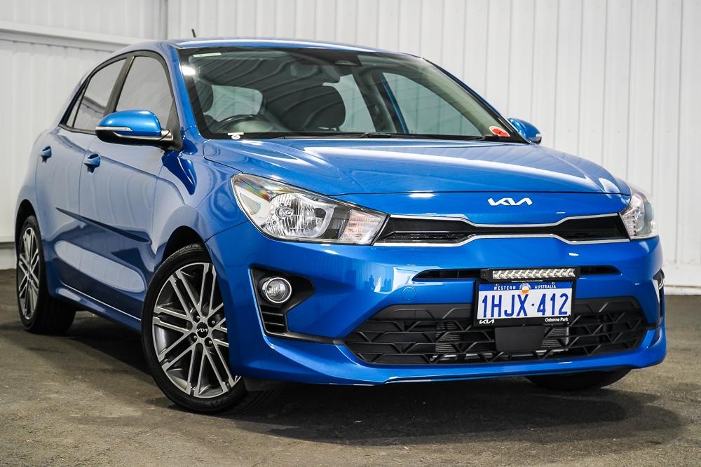 Kia Rio image 1