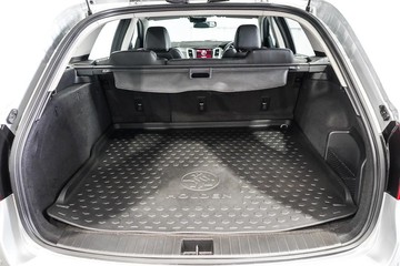 https://dvg-vehicle-assets.s3.amazonaws.com/1204346/aox96ijgclb7wka8dfu6lexrc.jpg