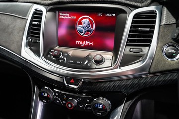 https://dvg-vehicle-assets.s3.amazonaws.com/1204346/qjienq8rrqv8ota12z38tkc4.jpg