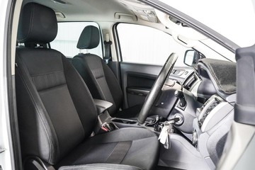 https://dvg-vehicle-assets.s3.amazonaws.com/1204350/4di22ubw3jgc0n3rsunl5epav.jpg