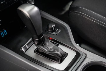 https://dvg-vehicle-assets.s3.amazonaws.com/1204350/5bhrx4ojz0jtweo68q8m0560d.jpg