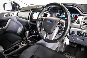 https://dvg-vehicle-assets.s3.amazonaws.com/1204350/6d0vky5ilgdpw5xq3a3ipvnv1.jpg