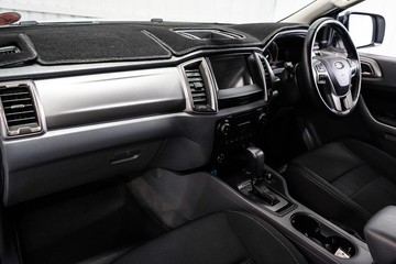 https://dvg-vehicle-assets.s3.amazonaws.com/1204350/7vjp886e30egu9vhpquuf893d.jpg