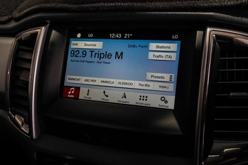 https://dvg-vehicle-assets.s3.amazonaws.com/1204350/9llsa423jcxi9robytprj9huf.jpg
