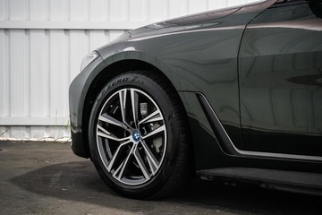 https://dvg-vehicle-assets.s3.amazonaws.com/1204351/7i0bo425m32ga7rkx9wz06lj7.jpg
