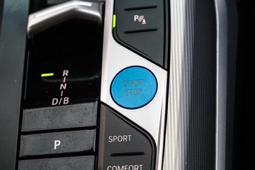 https://dvg-vehicle-assets.s3.amazonaws.com/1204351/7imz471z6wn5hw5egjhnz9ru7.jpg