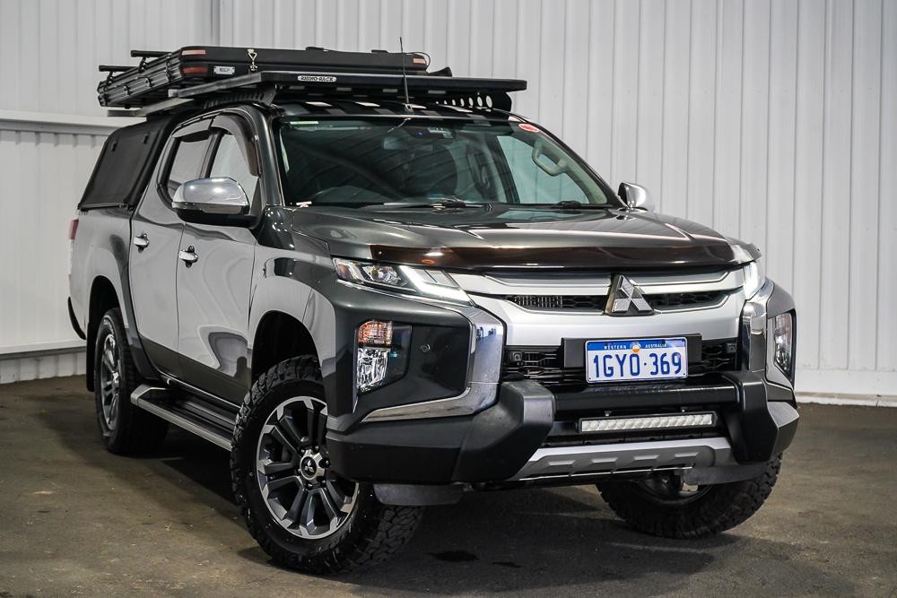 Mitsubishi Triton image 1