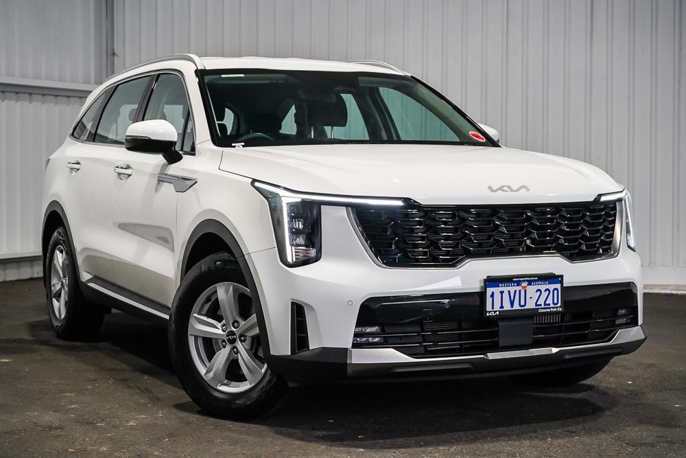 Kia Sorento image 1