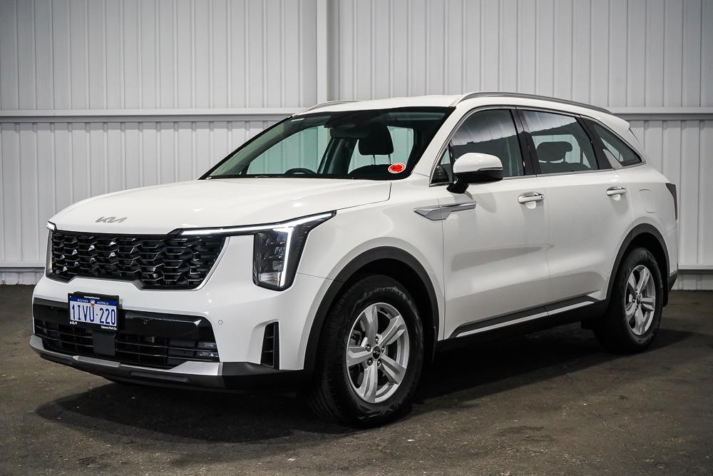 Kia Sorento image 4