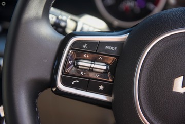 https://dvg-vehicle-assets.s3.amazonaws.com/1206126/k2qi3jgfu7rynw8yrzilgkps7.jpg