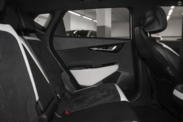 https://dvg-vehicle-assets.s3.amazonaws.com/1206441/nt4cnxkzi8z286rsfuaj47dc1.jpg