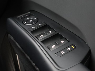https://dvg-vehicle-assets.s3.amazonaws.com/1206495/8haaa6qd2be694kvbu3a8o9by.jpg