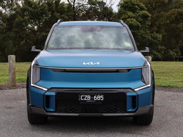 https://dvg-vehicle-assets.s3.amazonaws.com/1206495/arfgx6eeepbf853kkkefnbfnf.jpg