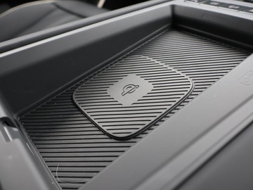 https://dvg-vehicle-assets.s3.amazonaws.com/1206495/dvihdc4h7fx6x7u0y6i7mnit7.jpg
