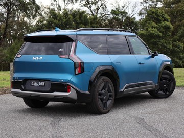 https://dvg-vehicle-assets.s3.amazonaws.com/1206495/ynml7wuknv0ybkko8v9zwnao.jpg