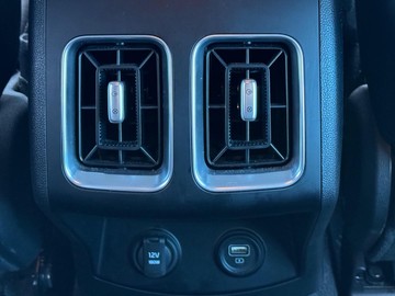 https://dvg-vehicle-assets.s3.amazonaws.com/1206733/e6b689dhjgaobj54htgdbwo2t.jpg