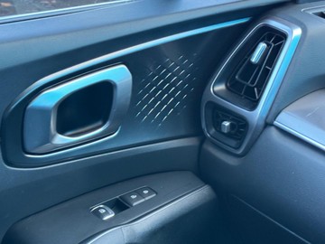 https://dvg-vehicle-assets.s3.amazonaws.com/1206733/wfr3vf1h29d49mi3rrahb9d5.jpg