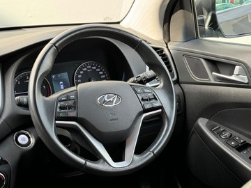 https://dvg-vehicle-assets.s3.amazonaws.com/1206750/blhk1g01a0hpabifpmqxjwjii.jpg