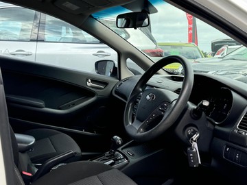 https://dvg-vehicle-assets.s3.amazonaws.com/1206813/1r7cjamuwjp8za6cim6o2ci2s.jpg