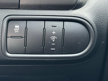 https://dvg-vehicle-assets.s3.amazonaws.com/1206813/arqgbrdquiw4vzhxio0wt9csy.jpg