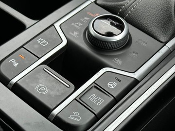 https://dvg-vehicle-assets.s3.amazonaws.com/1206833/7nkfr79oo5papkrxnff2yyp4w.jpg