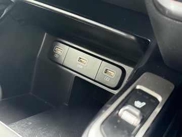 https://dvg-vehicle-assets.s3.amazonaws.com/1206833/a8myahh7v1q4h32x9hhvf4ga4.jpg