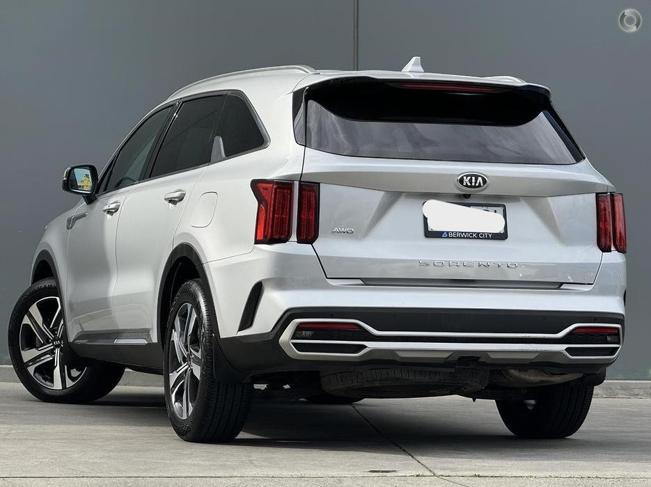 Kia Sorento image 3