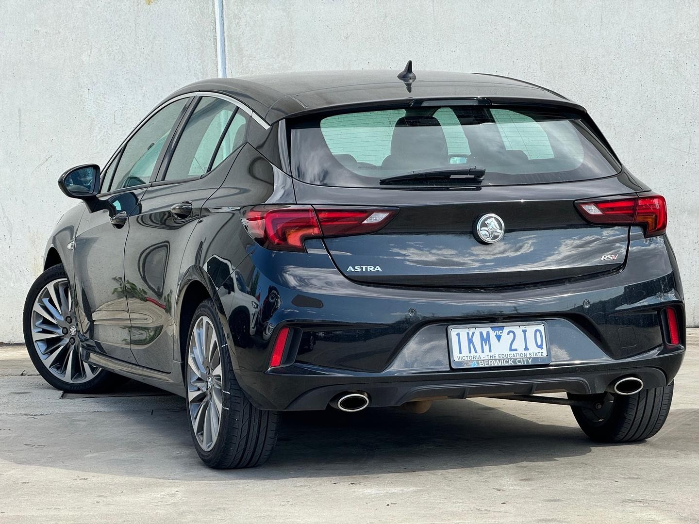 Holden Astra image 3