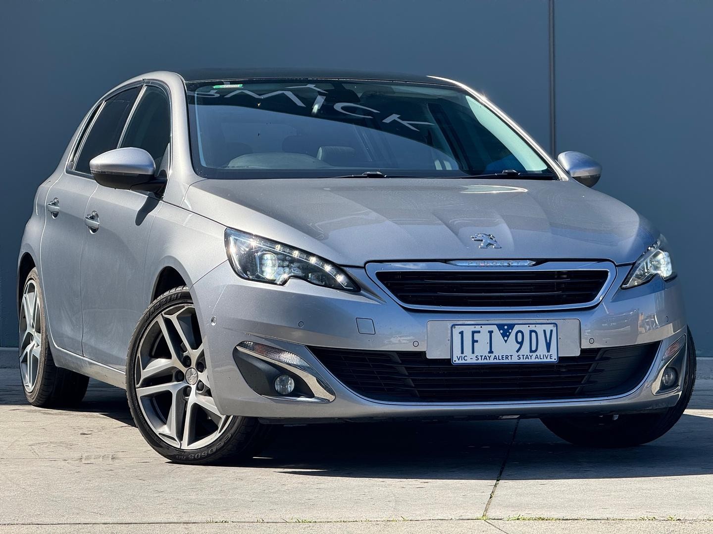 Peugeot 308 image 1