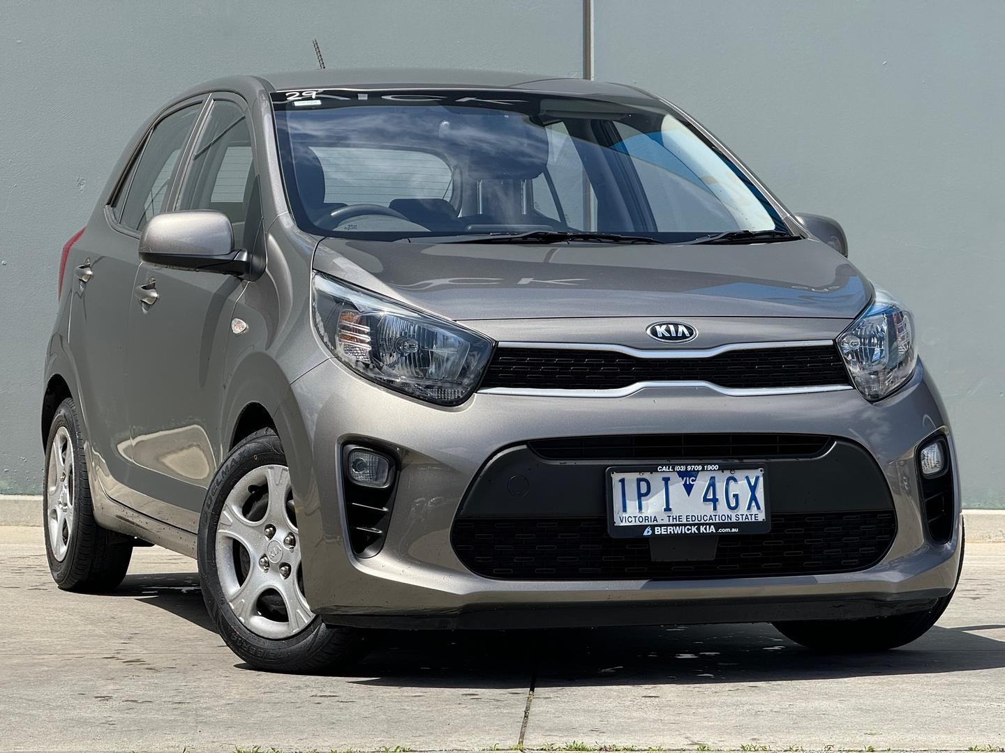 Kia Picanto image 1