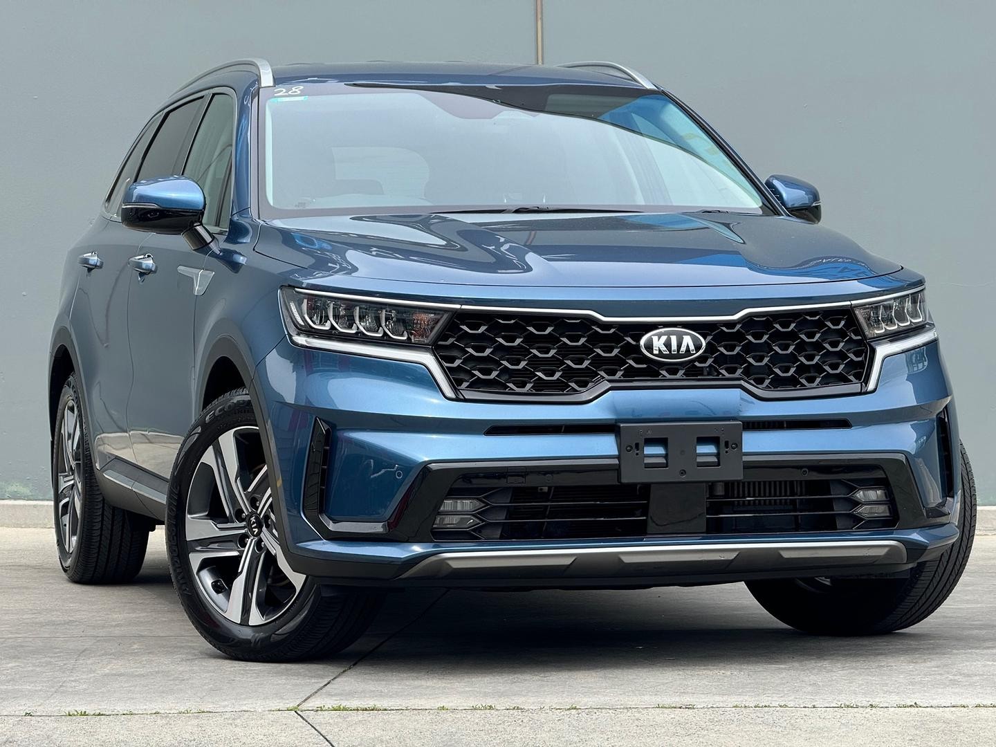 Kia Sorento image 1