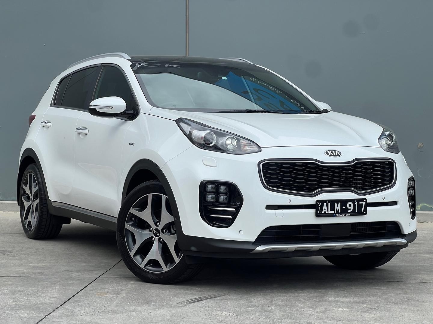 Kia Sportage image 1