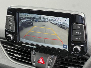 https://dvg-vehicle-assets.s3.amazonaws.com/1207130/3fcx5baaho0y13sz44v5sv63b.jpg