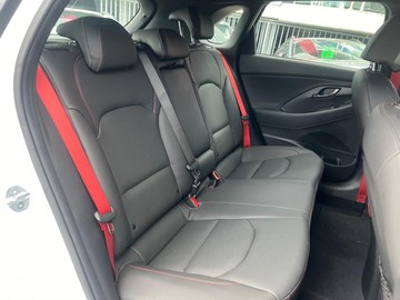 https://dvg-vehicle-assets.s3.amazonaws.com/1207130/bdbcde3a8hrfehsebt4cxfkjh.jpg