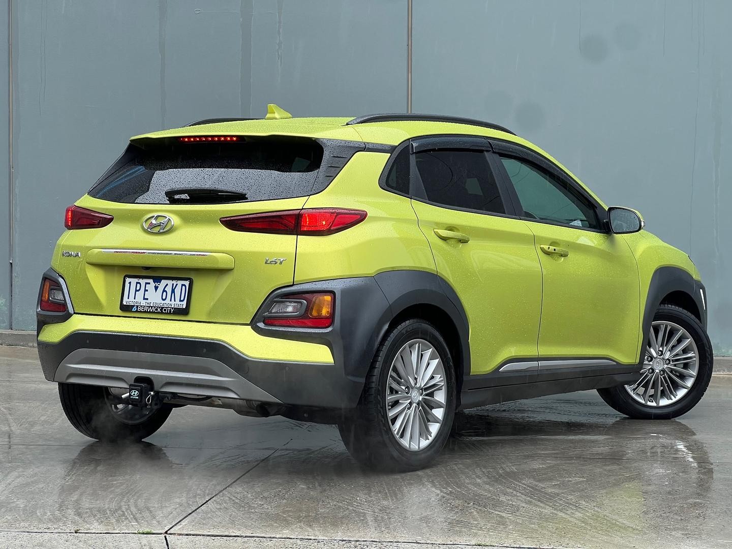 Hyundai Kona image 2