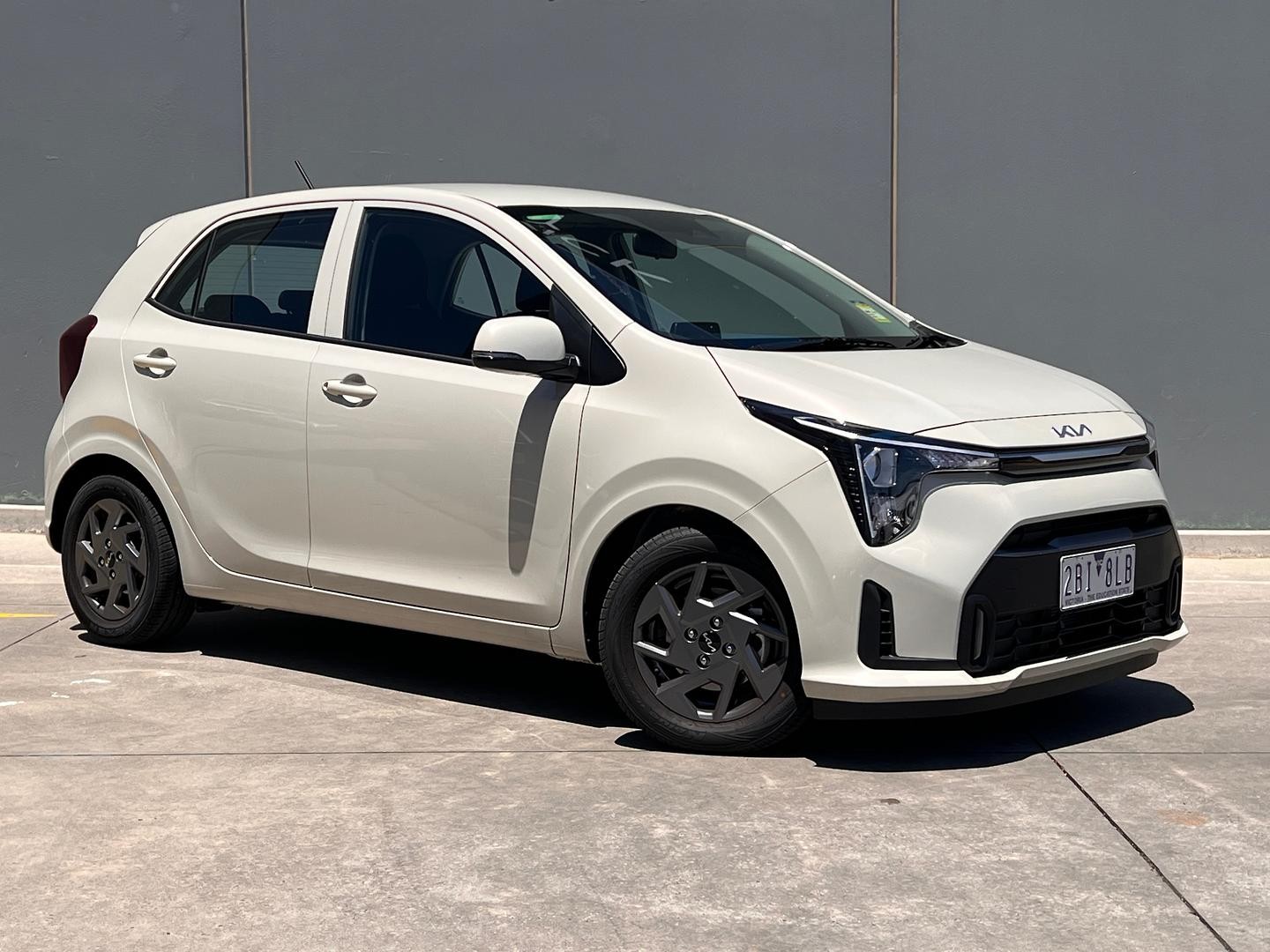 Kia Picanto image 1