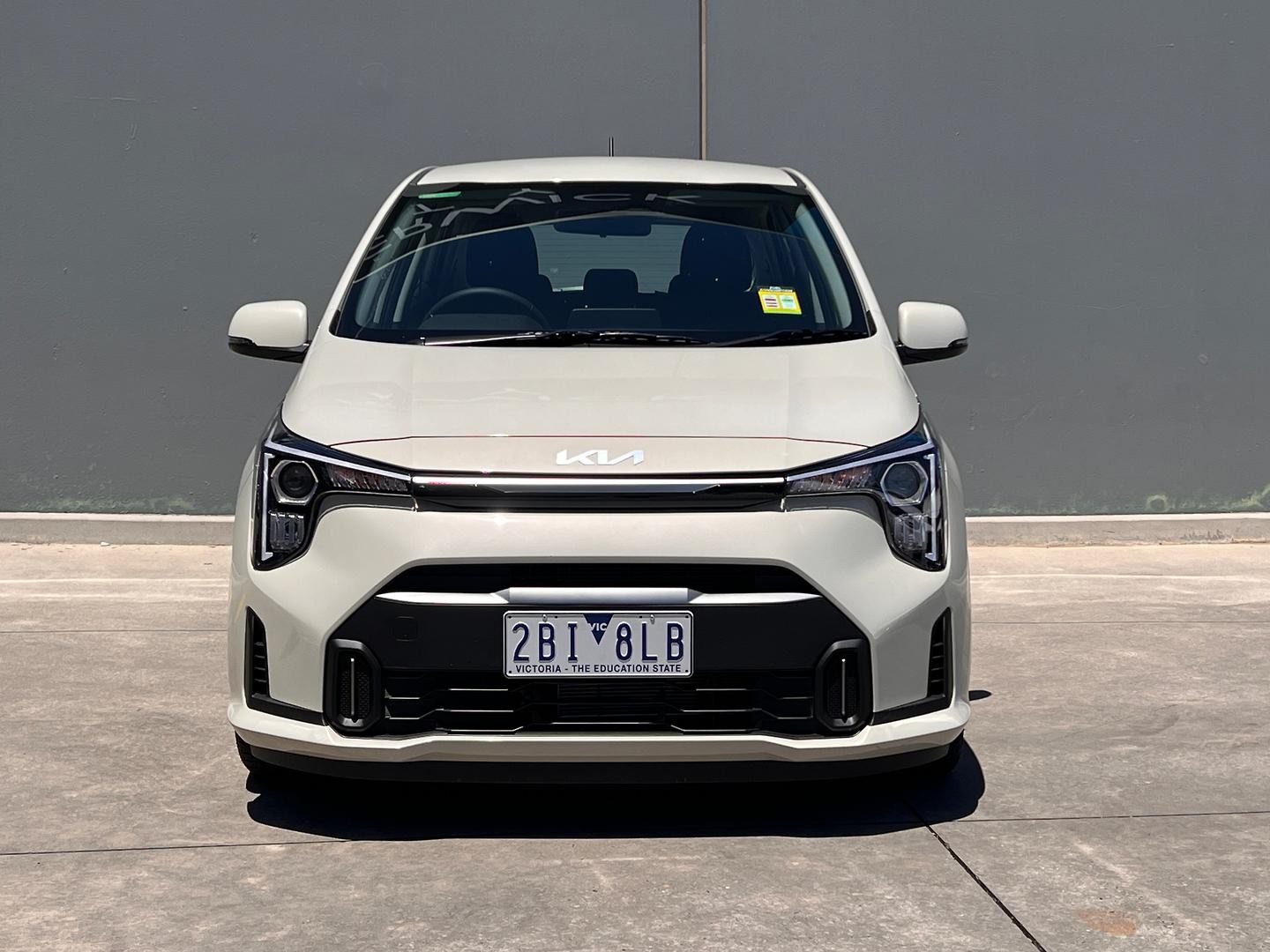 Kia Picanto image 2