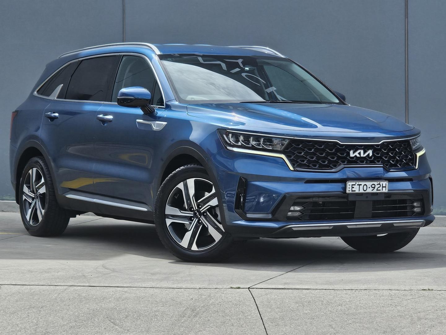 Kia Sorento image 1