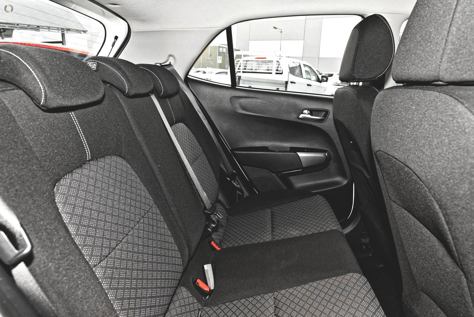 Kia Picanto image 4