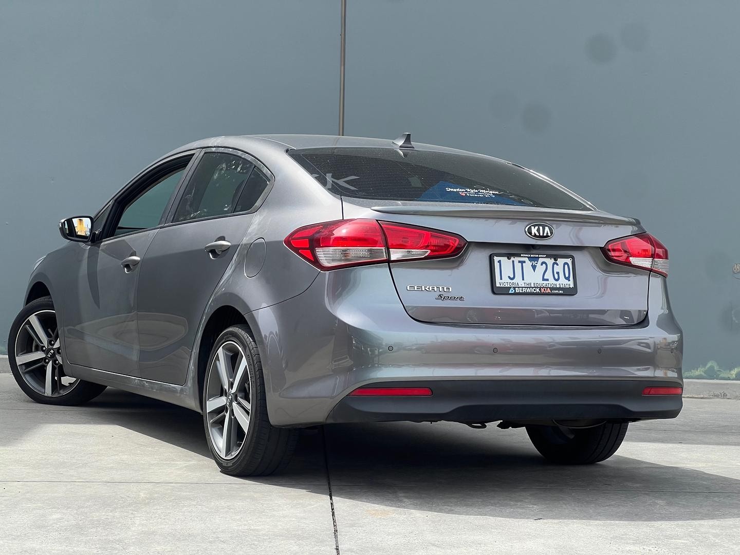 Kia Cerato image 2