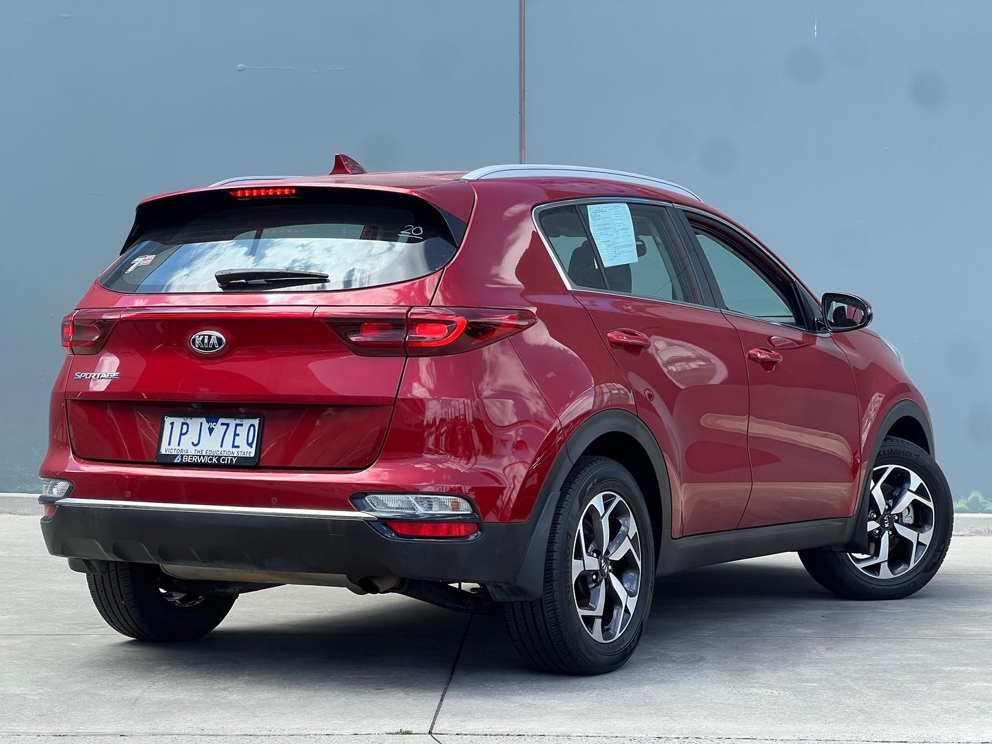 Kia Sportage image 2