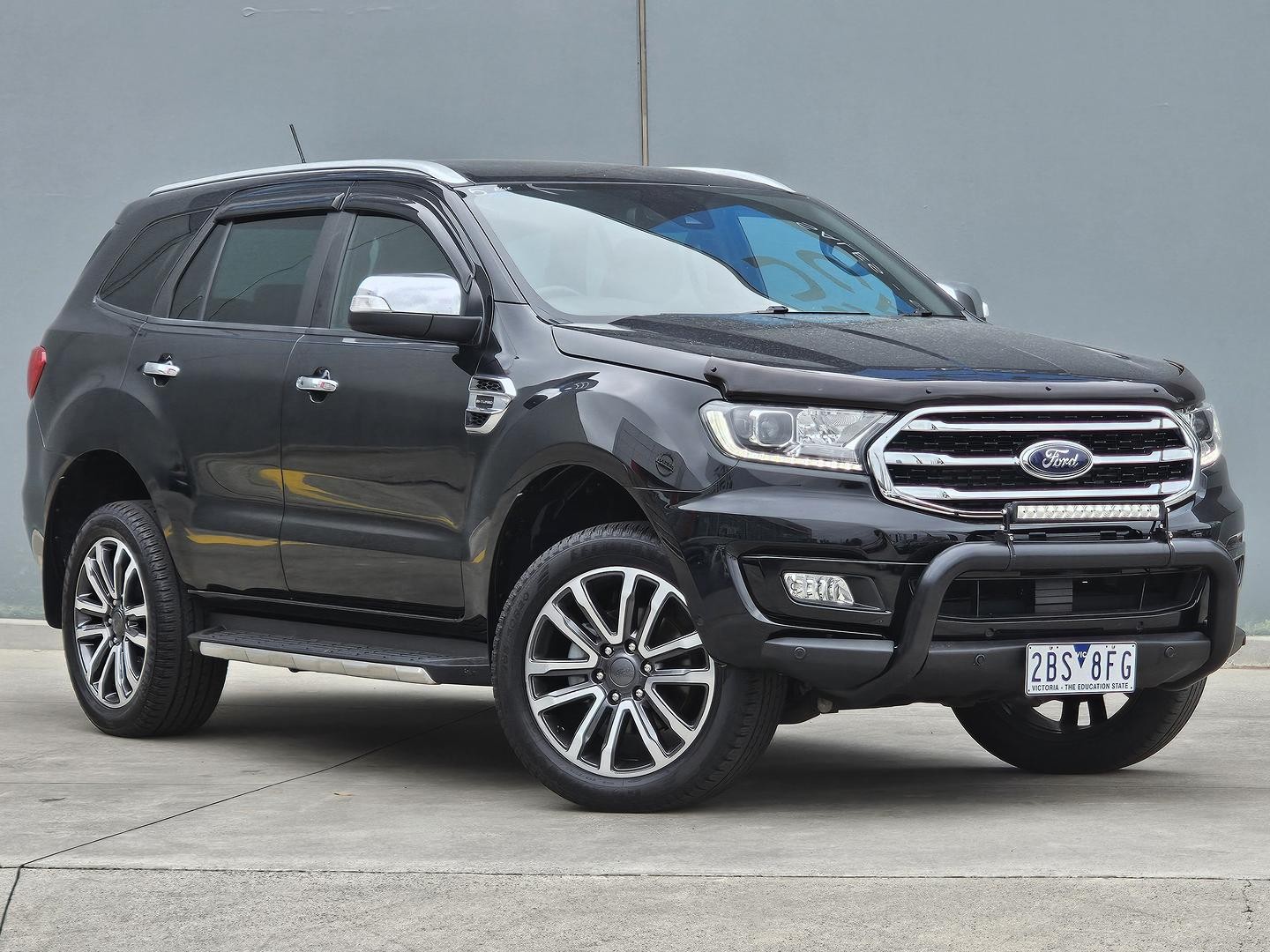 Ford Everest image 1