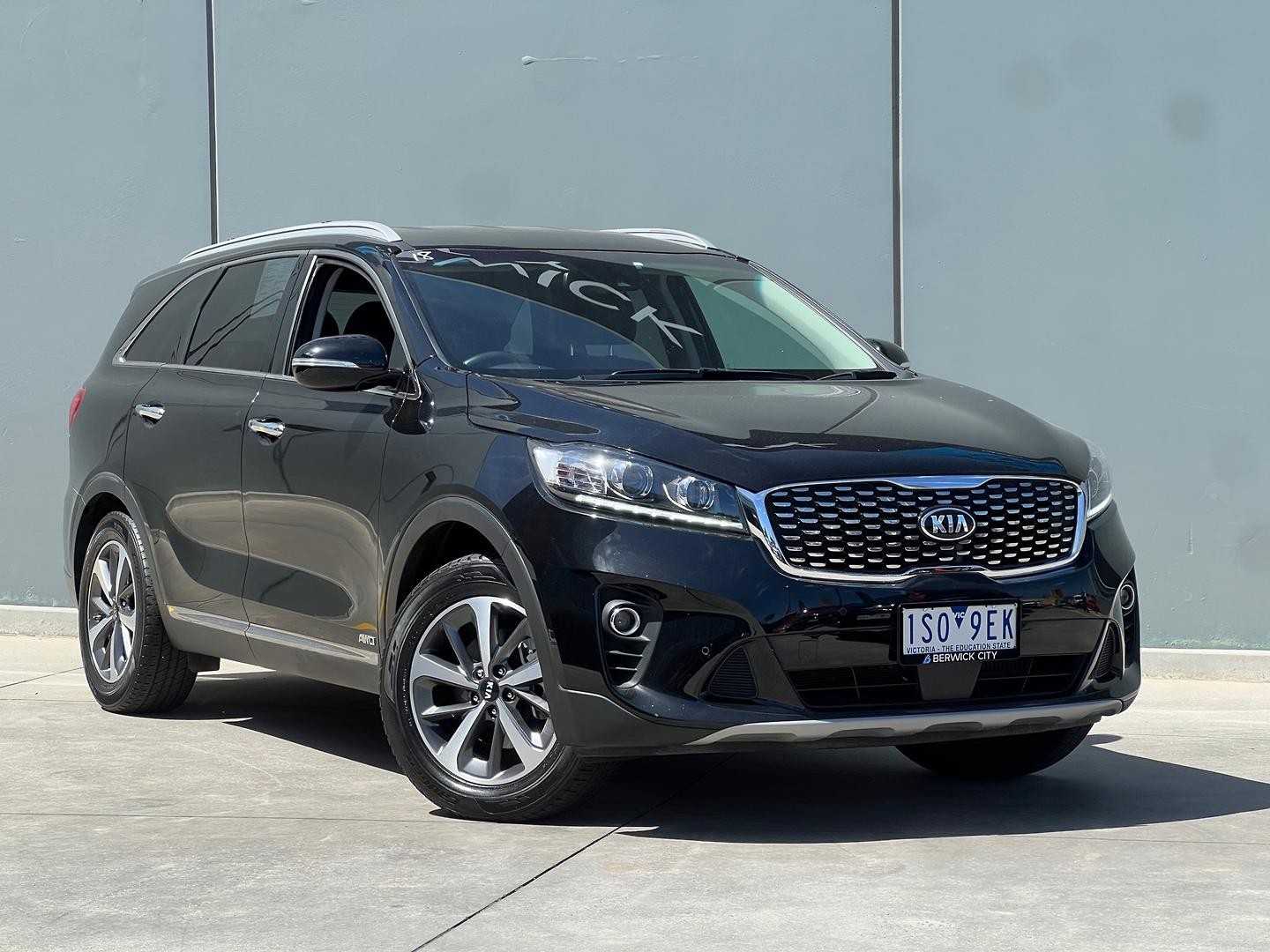 Kia Sorento image 1