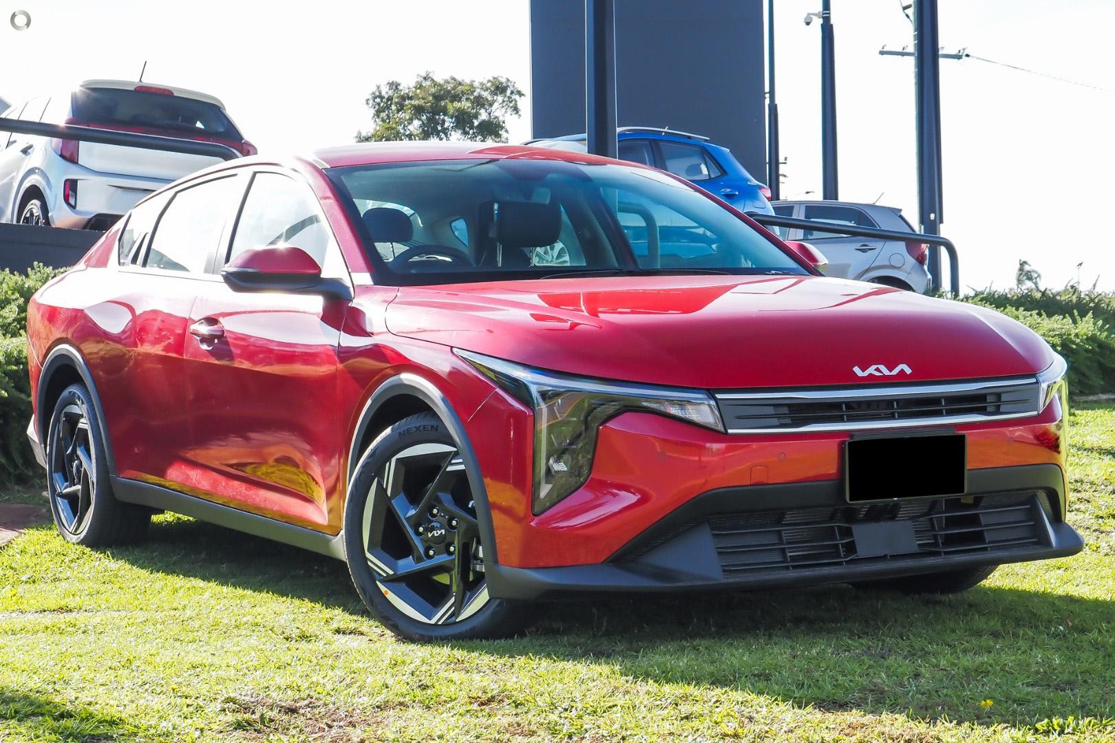 Kia K4 image 1