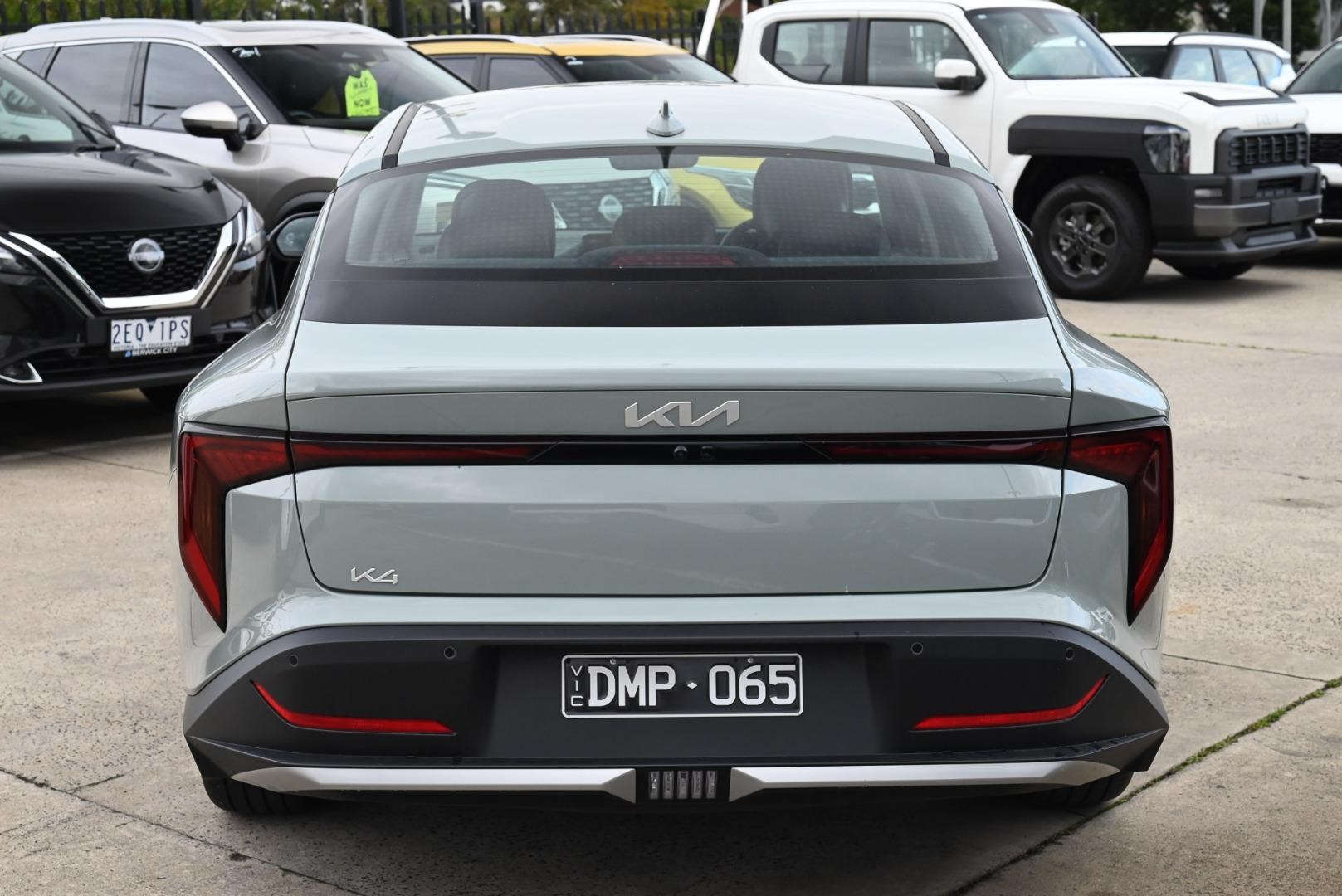 Kia K4 image 3