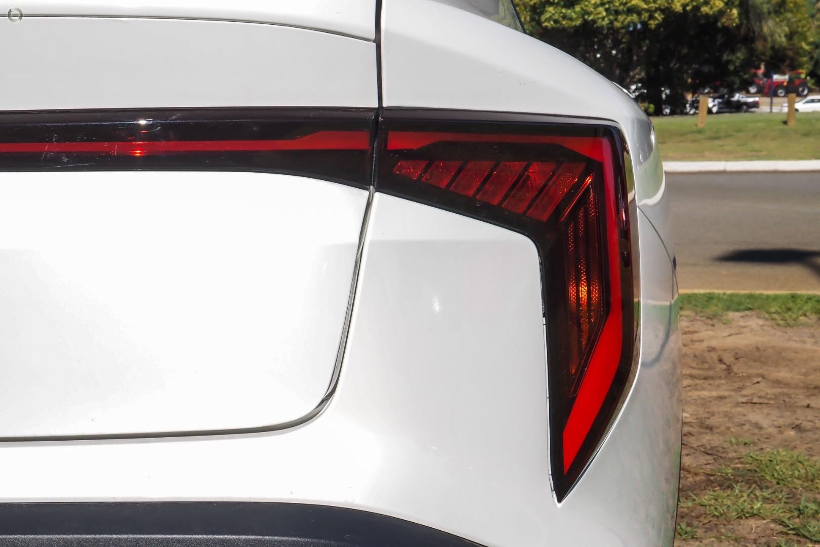 Kia K4 image 3